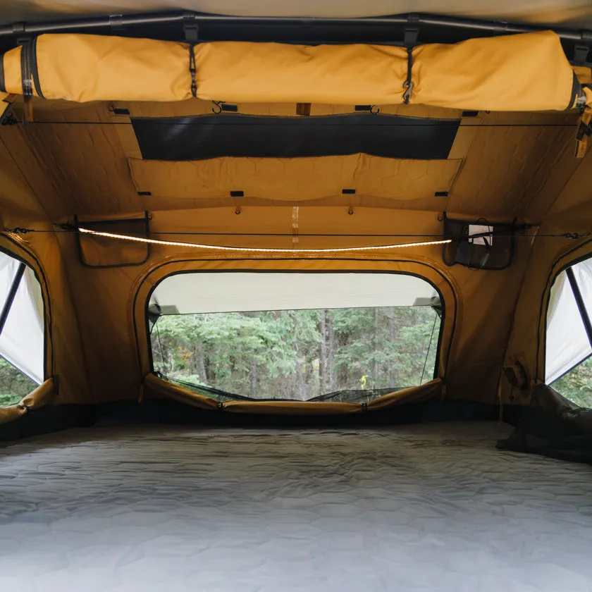4X4 Colorado EOS Lite | ELITE (King Size Bed) | LIGHTWEIGHT ROOFTOP TENT