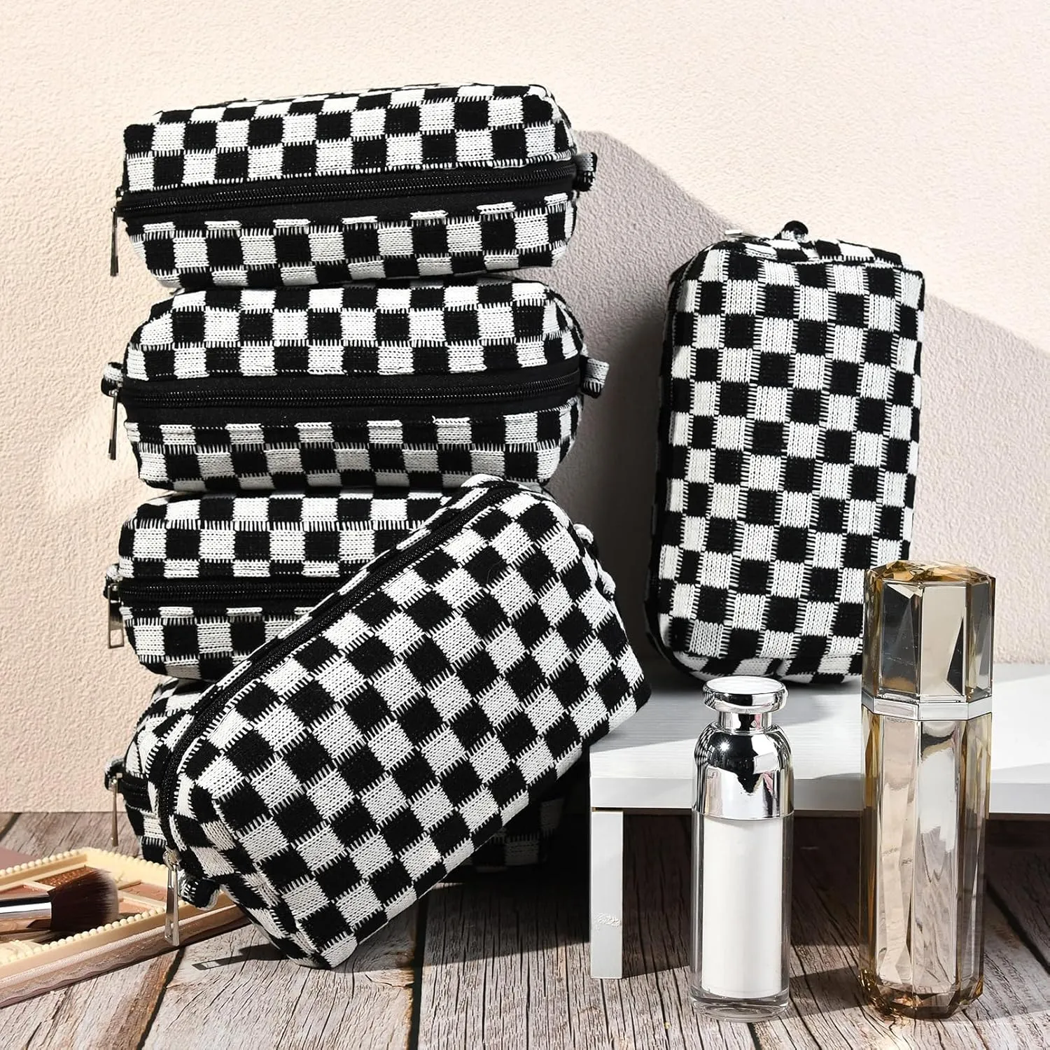 Checkered Makeup Bag Preppy Cosmetic Bag Bulk Black Makeup Pouch Personalize Travel Toiletry Bag Organizer Cute DIY Makeup Brushes Storage Bag for Women