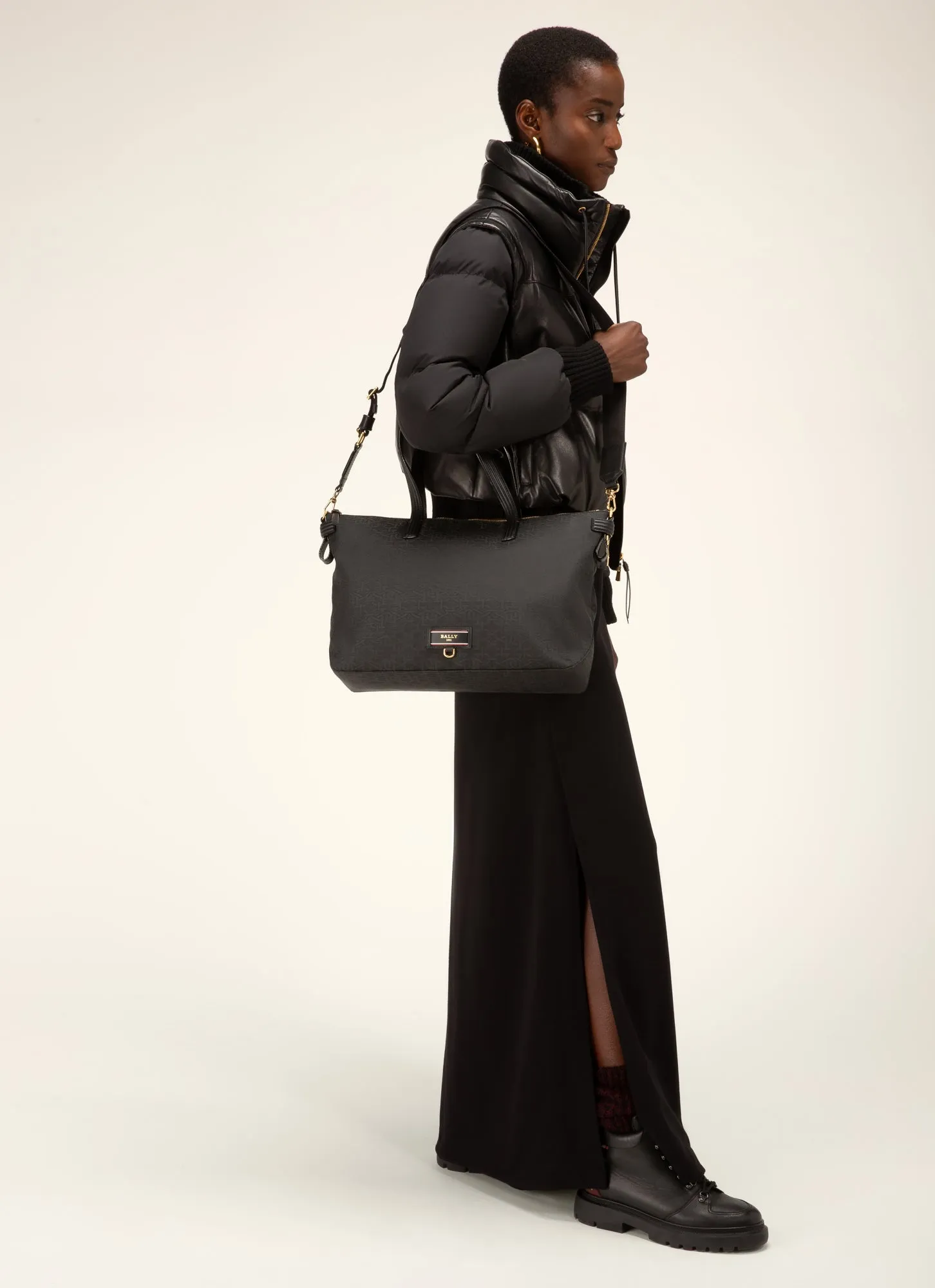 Embeth - Tote Bag