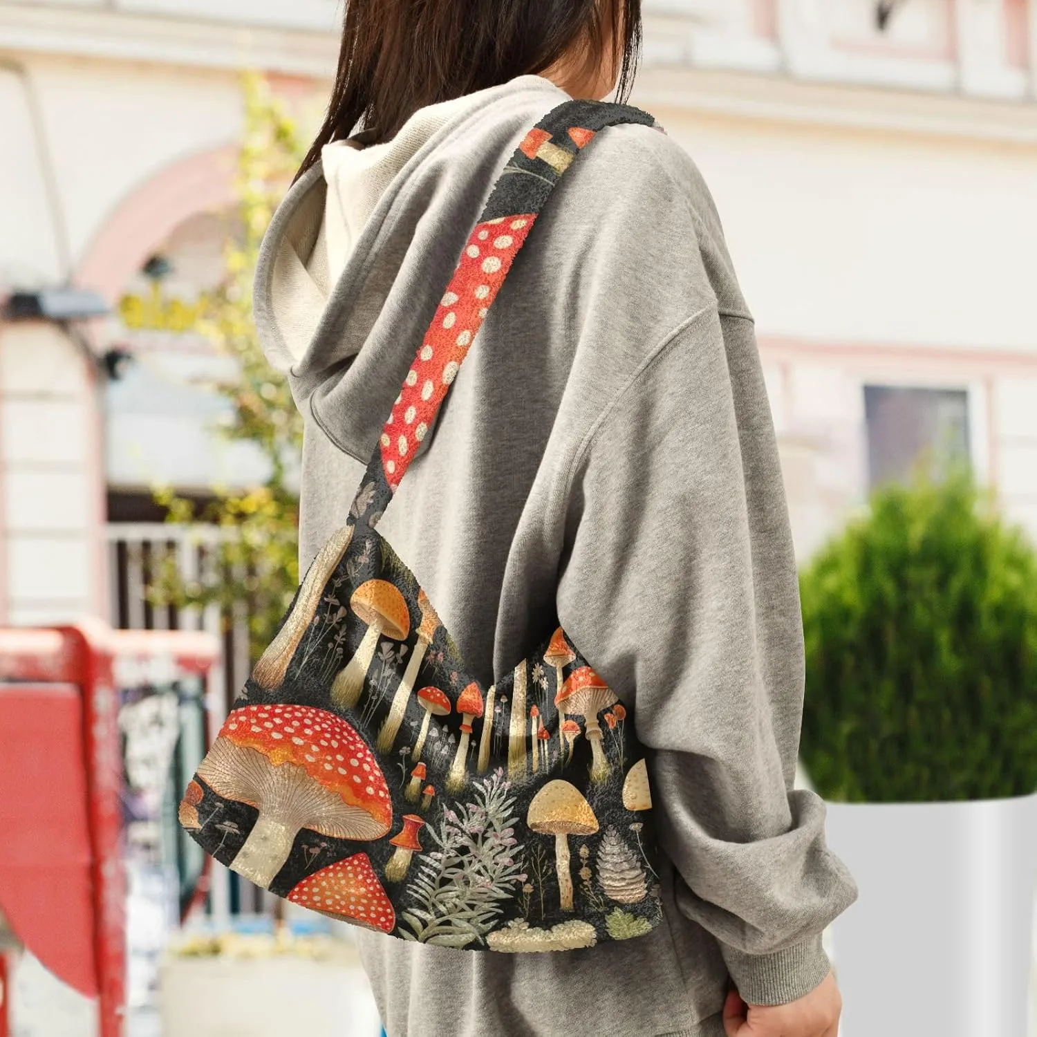 GAIGEO Colorful Forest Mushrooms Woman Shoulder Bag, Shoulder Bag for Women with Zipper, Womens Outdoor Bag
