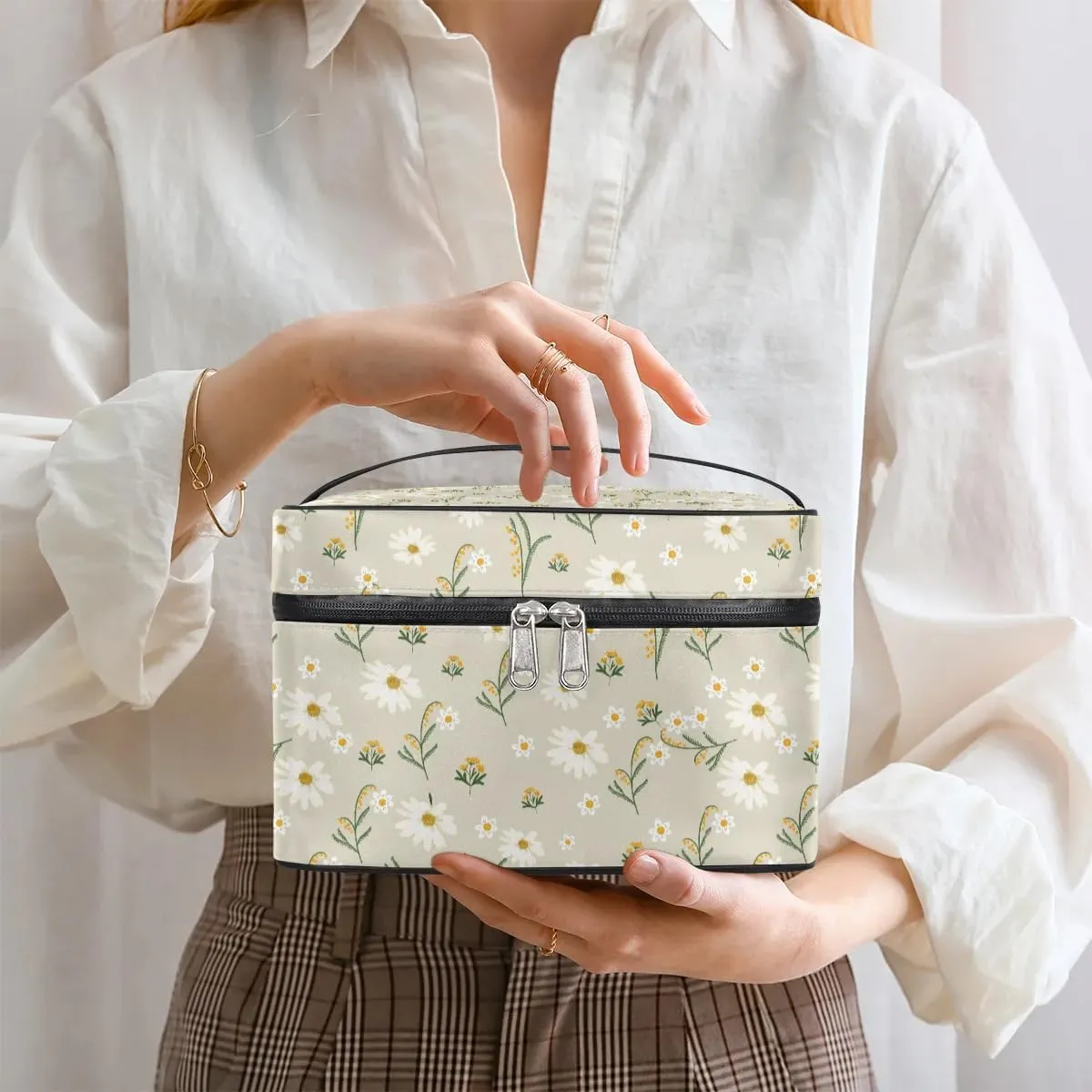 Makeup Travel Bag Organizer Toiletry Bag for Women Portable Cosmetic Storage Case with Handle, Large Capacity Lightweight Toiletries Brush Zipper Bag - Daisy