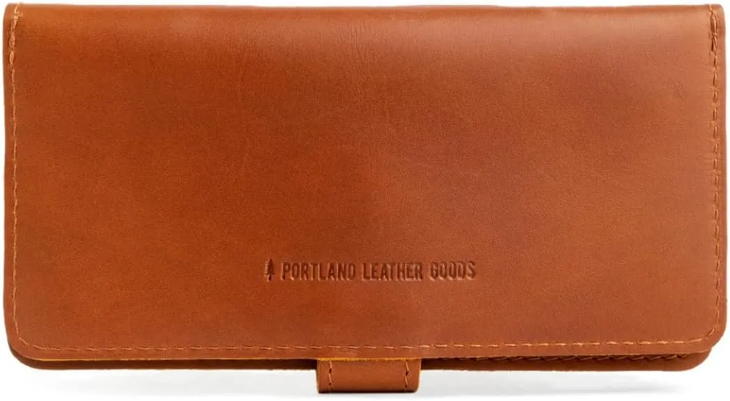 Portland Leather Goods Women's Bifold Wallet – Slim Design with Secure Snap, 8 Card Slots & Interior Zipper Pocket – Honey