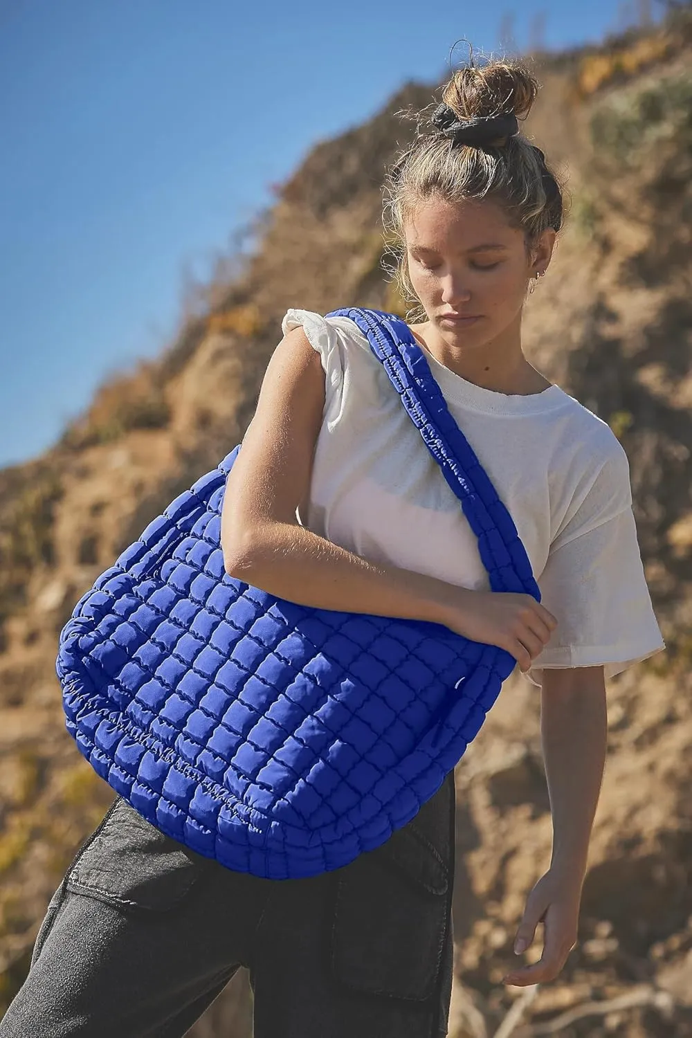 Puffer Quilted Shoulder Bag for Women Padding Shoulder Bag Puffy Hobo Bag Trendy Tote Bag 2025