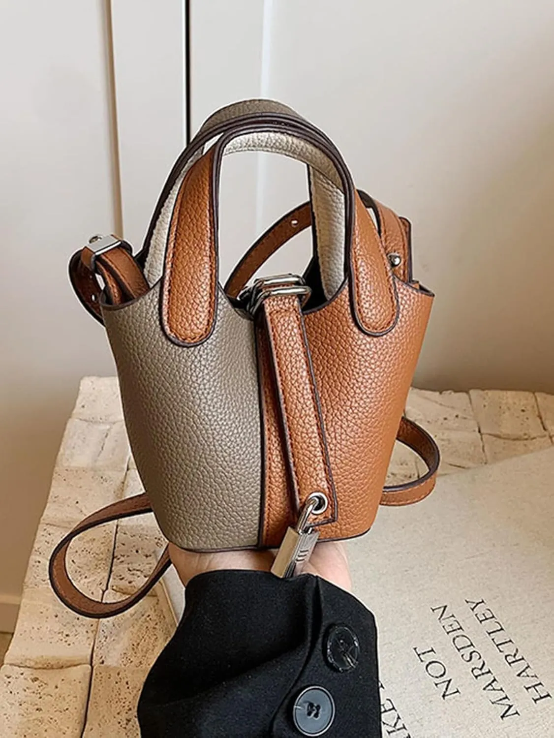 Women's Mini Bucket Bag Crossbody Color Block Handbag Clutch Y2K PU Leather Cute Small Bags