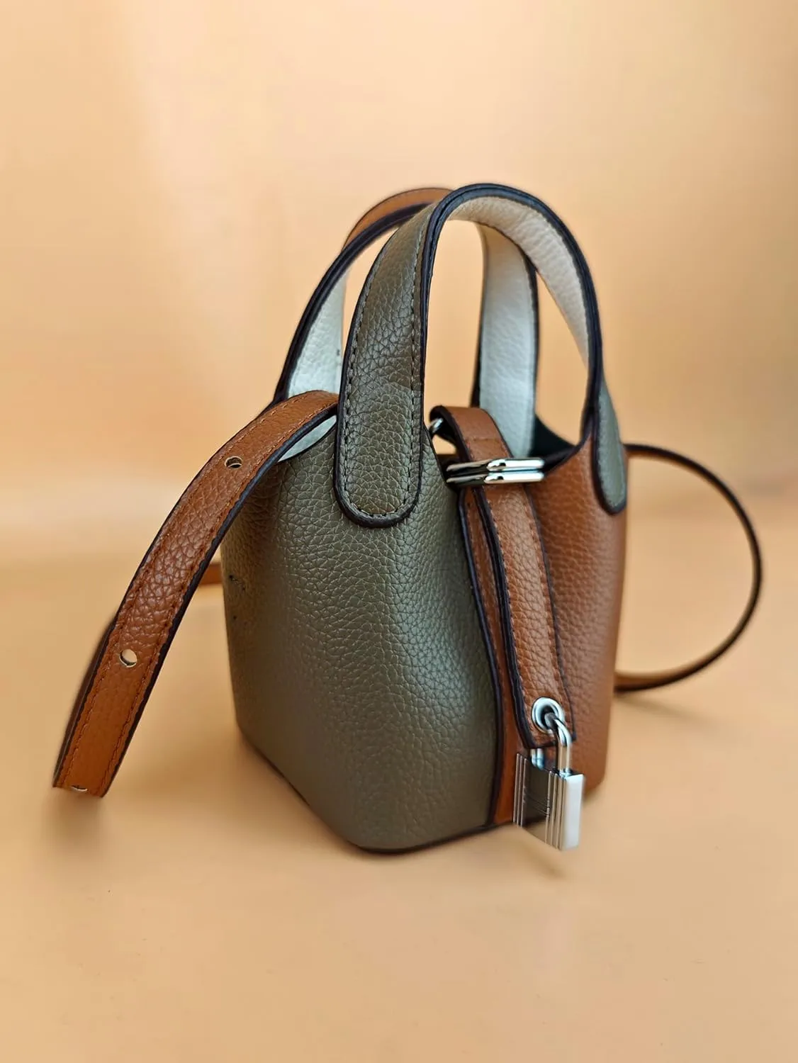 Women's Mini Bucket Bag Crossbody Color Block Handbag Clutch Y2K PU Leather Cute Small Bags